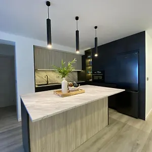 https://precioso-apartamento-a-estrenar-en-centro-de-nerja.hotelsinnerja.org