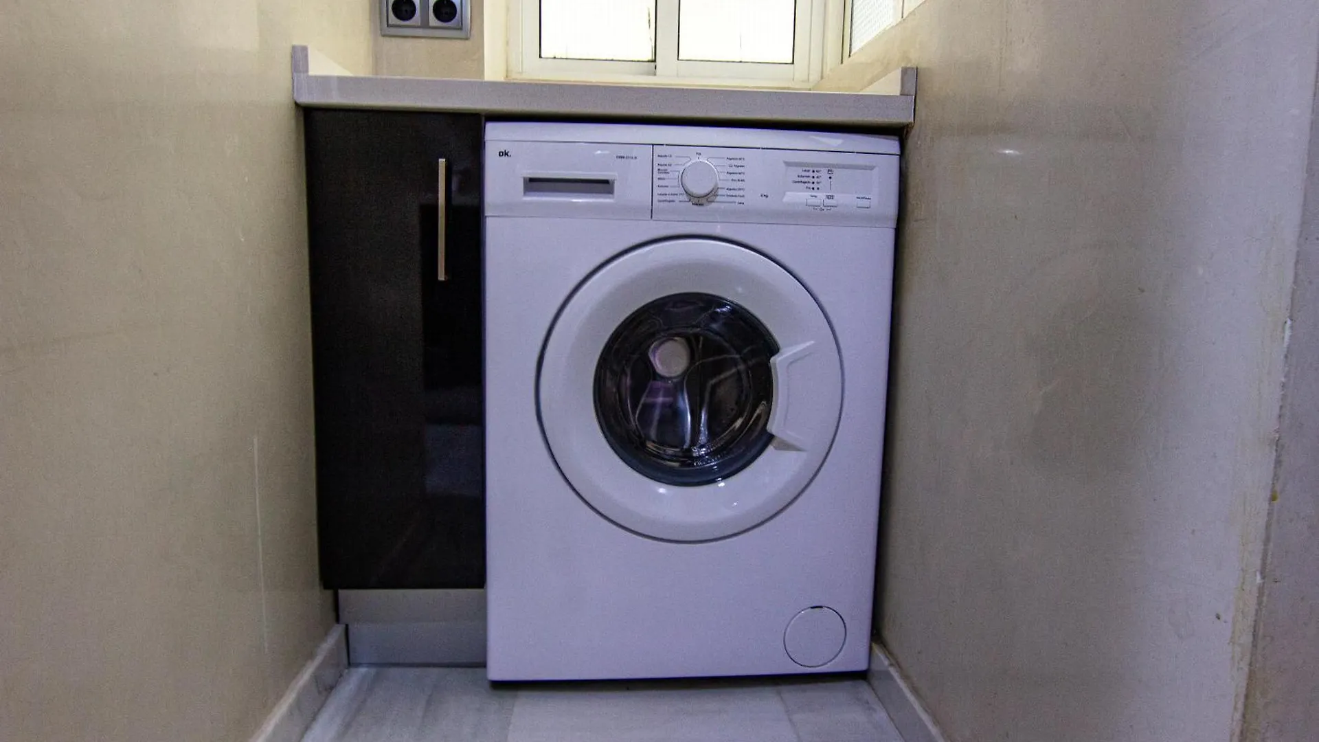 Apartamento amplio y luminoso a 2 min del Centro Sevilla 0*,